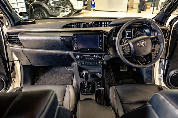 2024-Toyota-Hilux-28-GD-6-Raised-Body-Legend-Auto-Double-Cab image:4