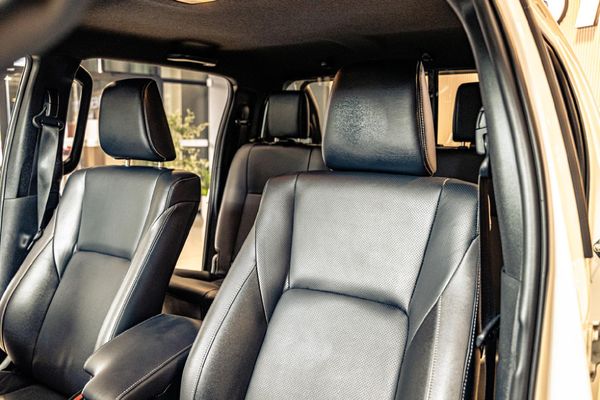 2024-Toyota-Hilux-28-GD-6-Raised-Body-Legend-Auto-Double-Cab image:8