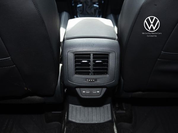 2025-Volkswagen-T-Roc-20-TSI-4M-R-Line-Auto image:21
