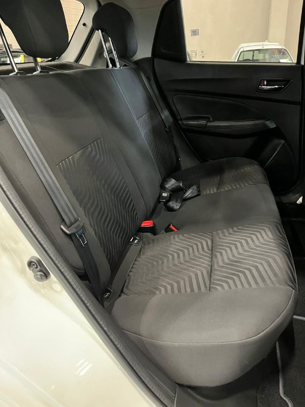 2021-Suzuki-Swift-12-GLX-Auto image:11