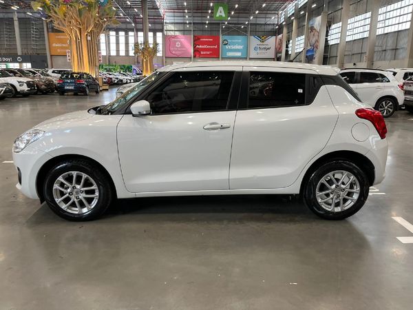 2021-Suzuki-Swift-12-GLX-Auto image:5