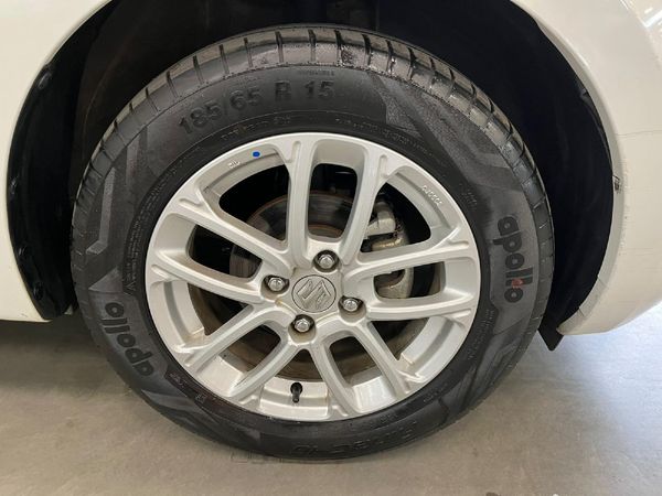 2021-Suzuki-Swift-12-GLX-Auto image:8