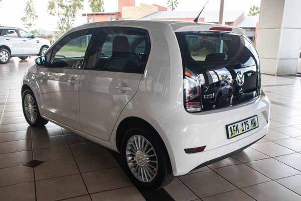 2017-Volkswagen-Up-Move-Up-10-5-dr image:4