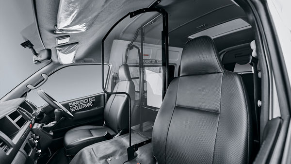 2026-Toyota-Quantum-25-D-4D-Sesfikile-16-Seat-Diesel-Manual image:3