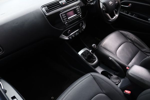2016-Kia-Rio-14-Tec-5-dr image:9