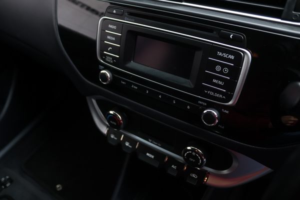 2016-Kia-Rio-14-Tec-5-dr image:6
