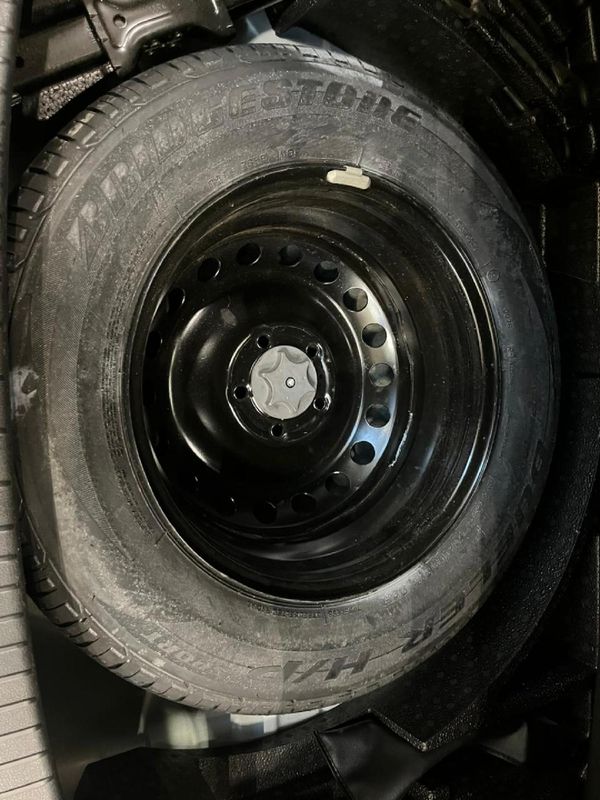 2012-Nissan-Qashqai-20-Acenta-Auto image:13