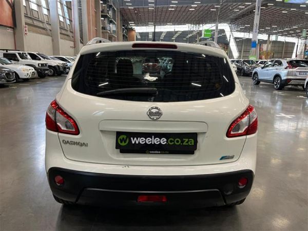 2012-Nissan-Qashqai-20-Acenta-Auto image:3