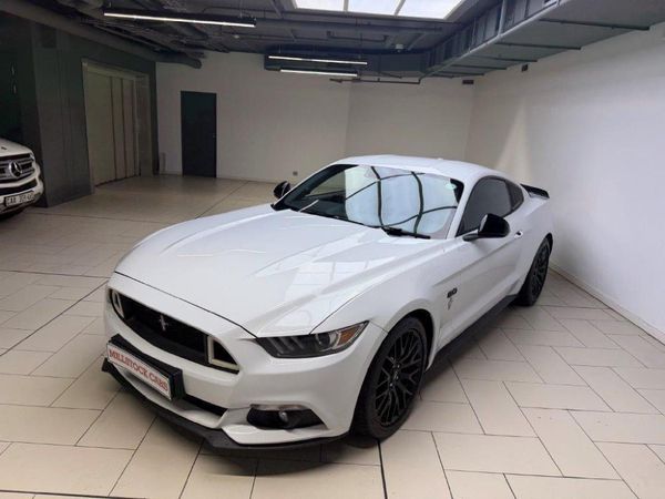 2017-Ford-Mustang-50-GT-Auto image:7