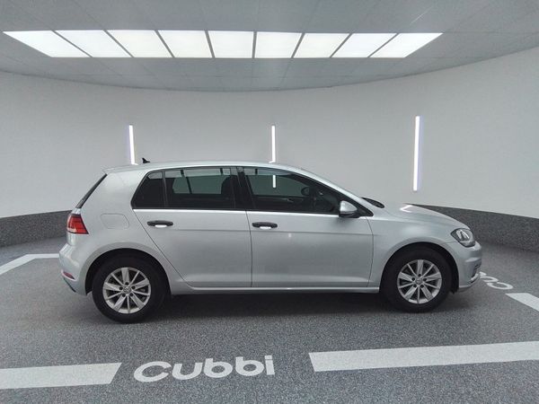 2019-Volkswagen-Golf-VII-10-TSI-Trendline image:3