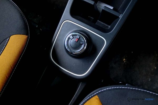 2025-Renault-Kwid-10-Climber-Auto image:13