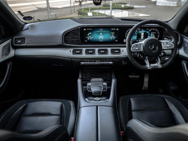 2021-Mercedes-AMG-GLE-63-S-AMG-4Matic image:10