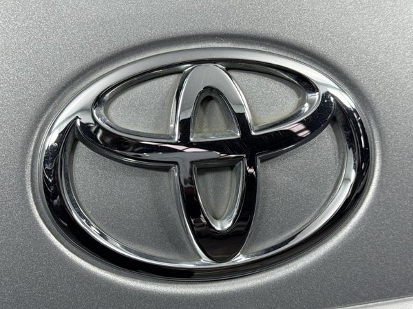 2021-Toyota-Corolla-Quest-18-Auto image:11