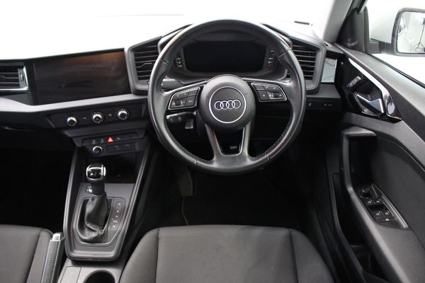 2020-Audi-A1-Sportback-10-TFSI-Auto-30-TFSI image:5