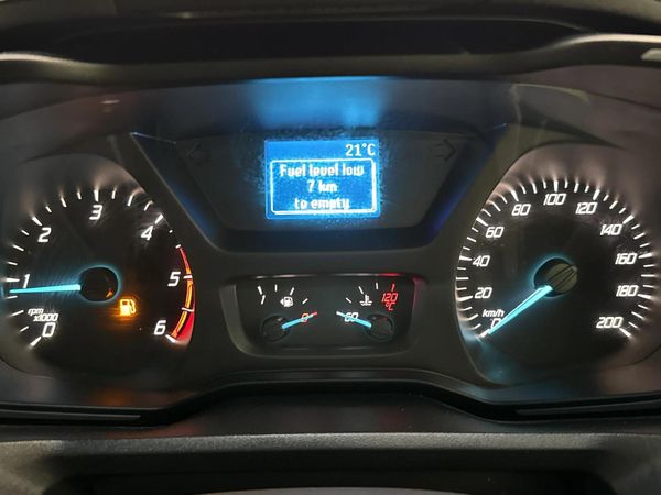 2021-Ford-Tourneo-Custom-LTD-22-TDCi-SWB-114kW image:2