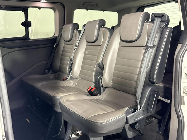 2021-Ford-Tourneo-Custom-LTD-22-TDCi-SWB-114kW image:3