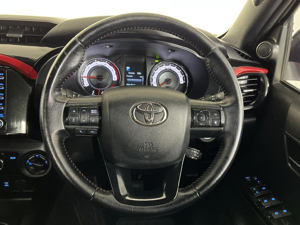 2019-Toyota-Hilux-28-GD-6-GR-S-4x4-Auto-Double-Cab image:10