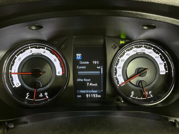 2019-Toyota-Hilux-28-GD-6-GR-S-4x4-Auto-Double-Cab image:2