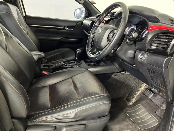 2019-Toyota-Hilux-28-GD-6-GR-S-4x4-Auto-Double-Cab image:6