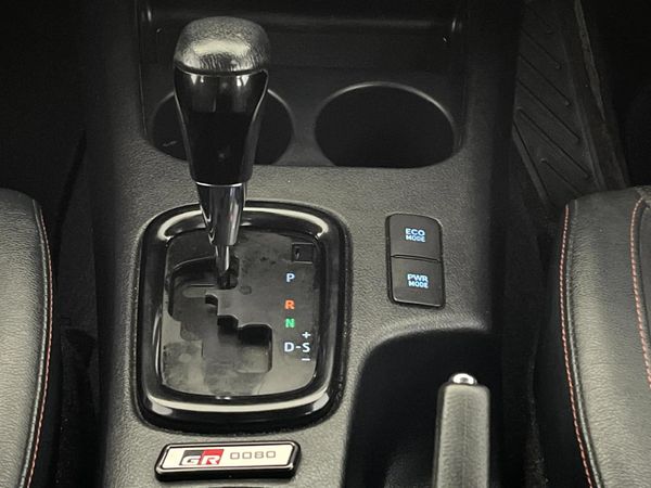 2019-Toyota-Hilux-28-GD-6-GR-S-4x4-Auto-Double-Cab image:7