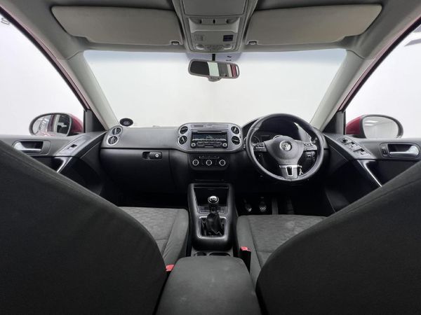 2014-Volkswagen-Tiguan-20-TDI-Bluemotion-Trend-Fun image:10