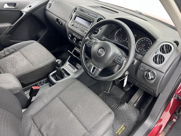 2014-Volkswagen-Tiguan-20-TDI-Bluemotion-Trend-Fun image:13