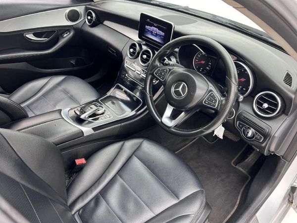 2014-Mercedes-Benz-C-Class-C-180-Auto image:14
