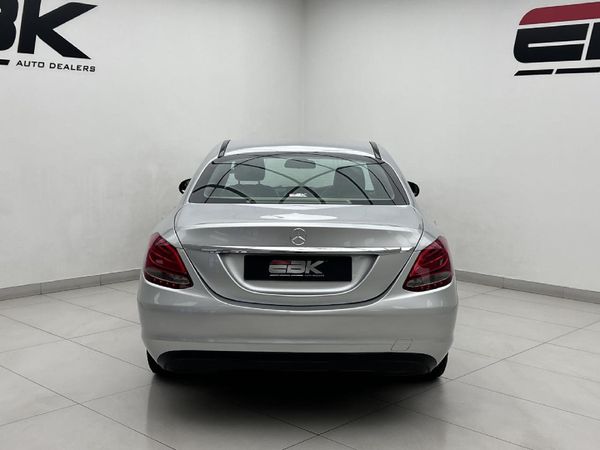 2014-Mercedes-Benz-C-Class-C-180-Auto image:4