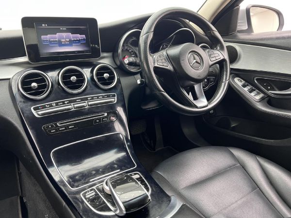 2014-Mercedes-Benz-C-Class-C-180-Auto image:7