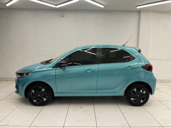 2026-TATA-Tiago-12-XT image:3