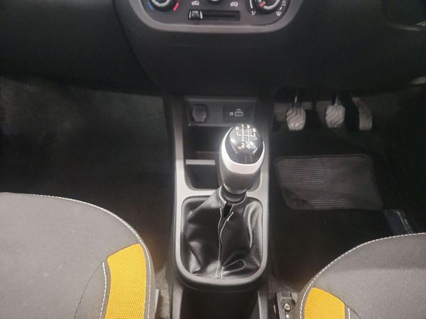 2024-Renault-Kwid-10-Climber image:9