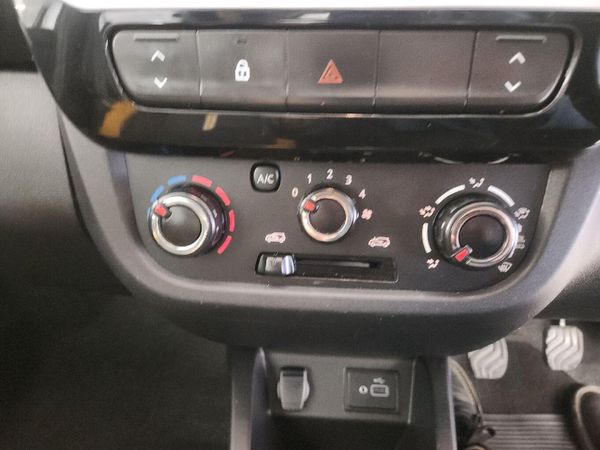 2024-Renault-Kwid-10-Climber image:15