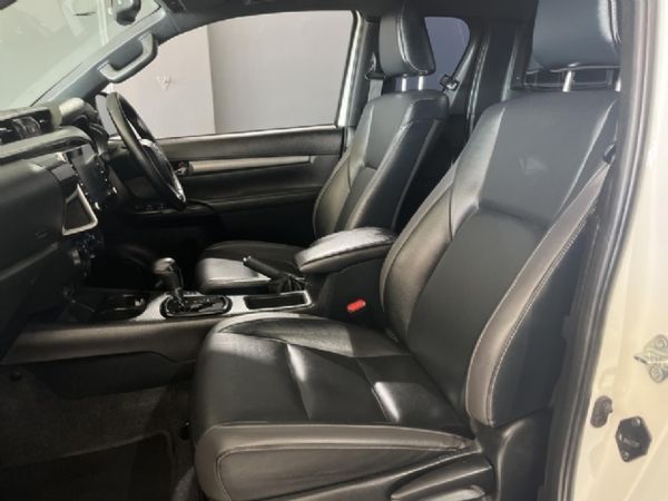 2023-Toyota-Hilux-28-GD-6-Raised-Body-Legend-Extended-Cab image:7