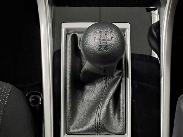 2026-Mitsubishi-Xpander-15 image:11