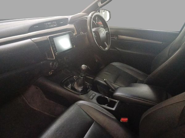 2022-Toyota-Hilux-28-GD-6-Raised-Body-Legend-Extended-Cab image:18