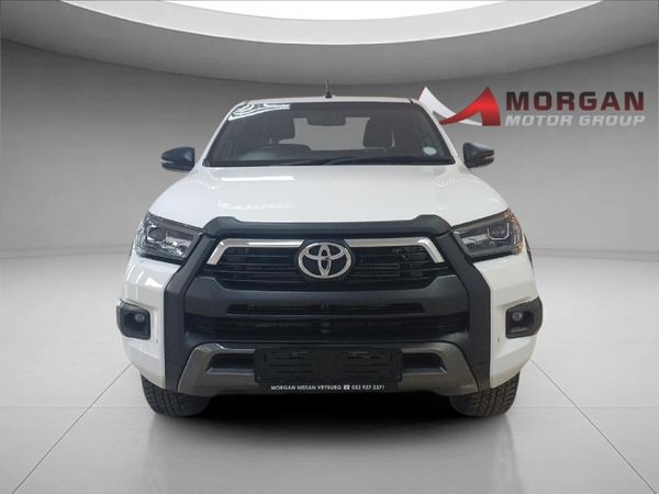 2022-Toyota-Hilux-28-GD-6-Raised-Body-Legend-Extended-Cab image:1