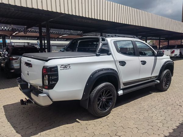 2023-Mitsubishi-Triton-24-Di-Dc-Xtreme-4x4-Auto-Double-Cab image:4