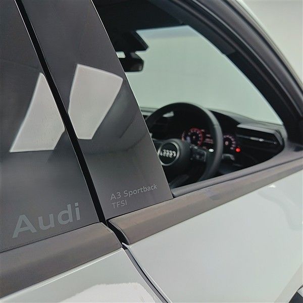 2026-Audi-A3-Sportback-35-TFSI-Auto image:12