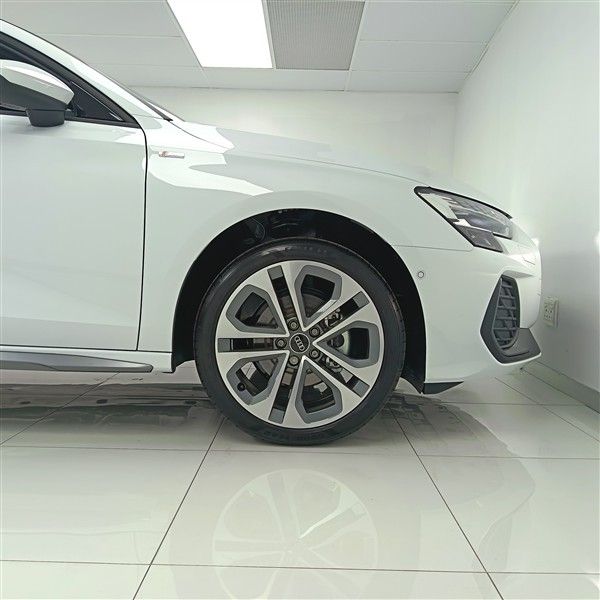 2026-Audi-A3-Sportback-35-TFSI-Auto image:14