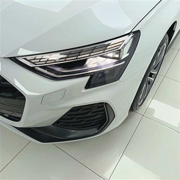 2026-Audi-A3-Sportback-35-TFSI-Auto image:1
