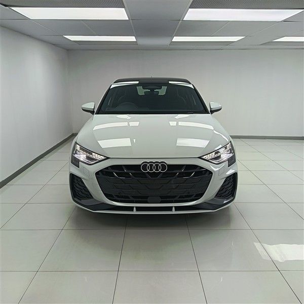 2026-Audi-A3-Sportback-35-TFSI-Auto image:3