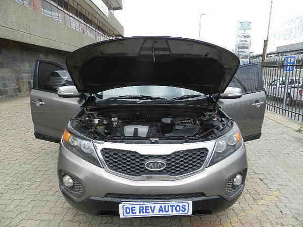2012-Kia-Sorento-35-Auto image:17