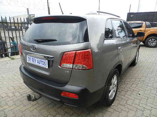 2012-Kia-Sorento-35-Auto image:4