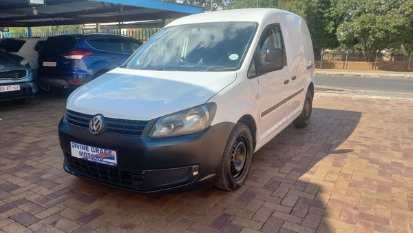 2014-Volkswagen-Caddy-16i-75kW-Panel-Van image:2