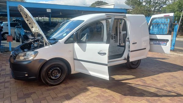 2014-Volkswagen-Caddy-16i-75kW-Panel-Van image:6