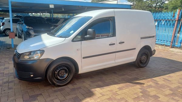 2014-Volkswagen-Caddy-16i-75kW-Panel-Van image:7