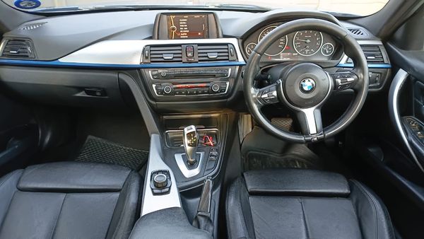 2013-BMW-3-Series-320i-M-Sport-Auto image:8