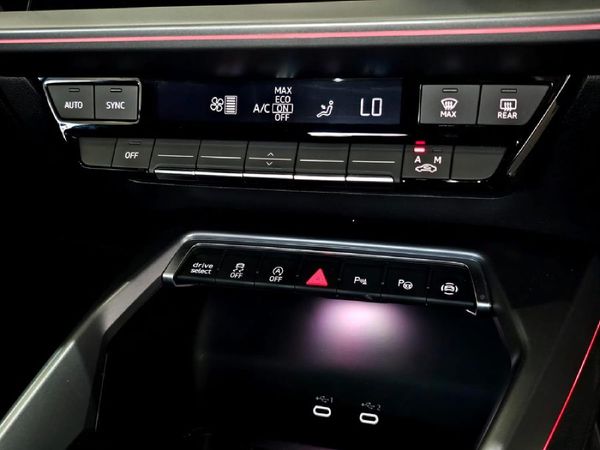 2025-Audi-A3-Sportback-35-TFSI-Auto image:12