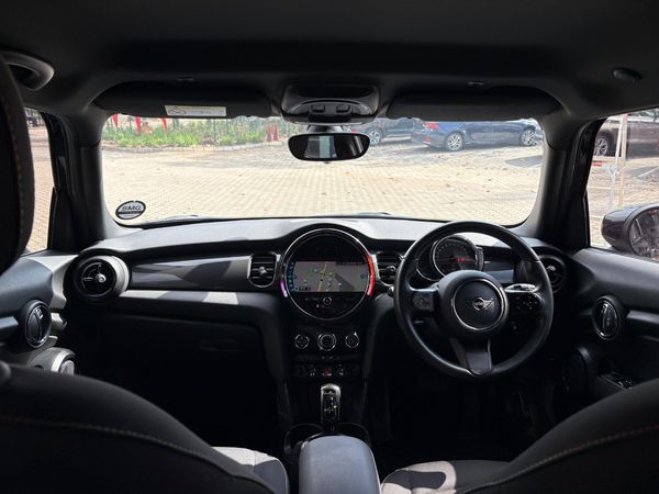 2023-MINI-Hatch-One-15T-5-dr-Auto image:11
