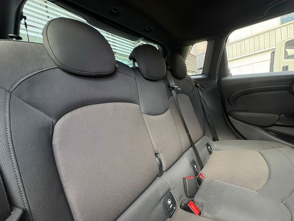 2023-MINI-Hatch-One-15T-5-dr-Auto image:12